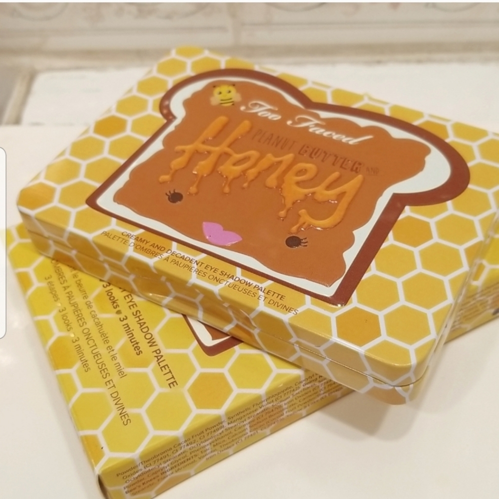 Too Faced Peanut Butter & Honey Eyeshadow Palette Brand New In Box - Picture 2 of 4